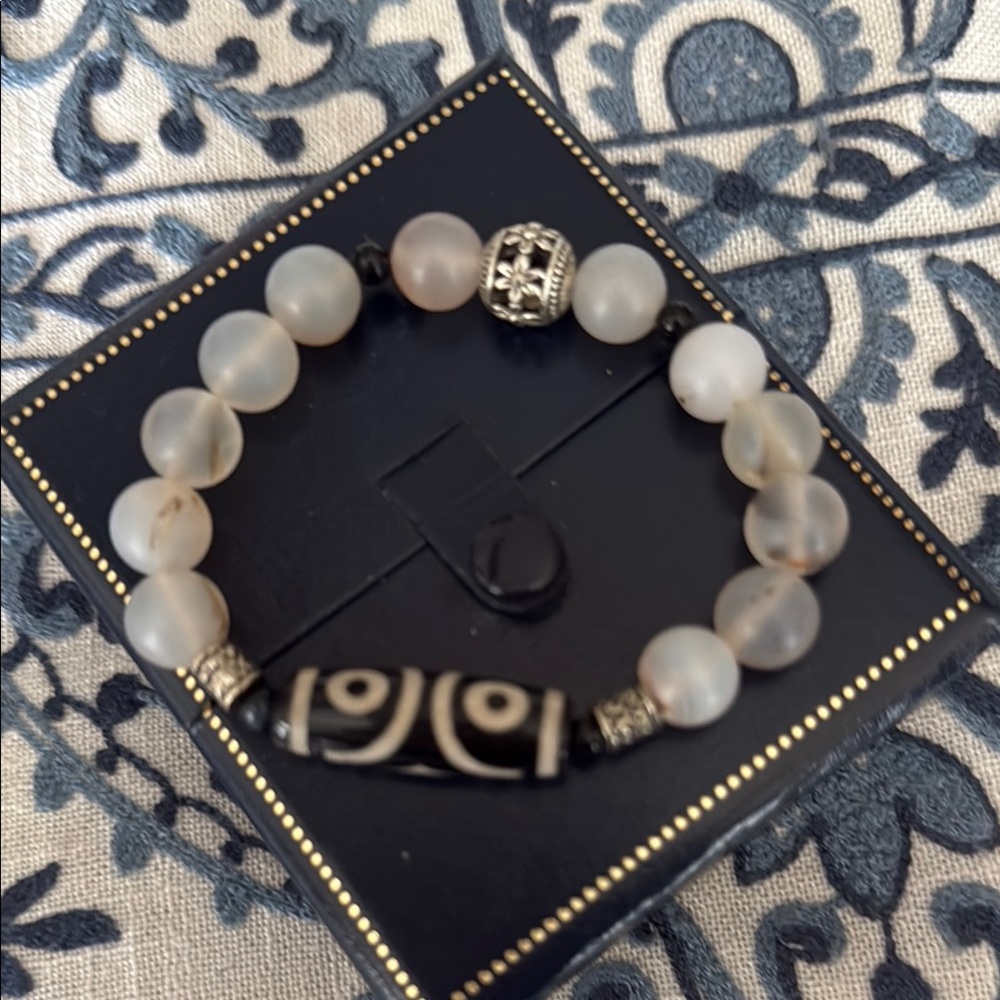 Beaded Bracelet onyx and focal Z bead Silver Accents elastic roll on wrist